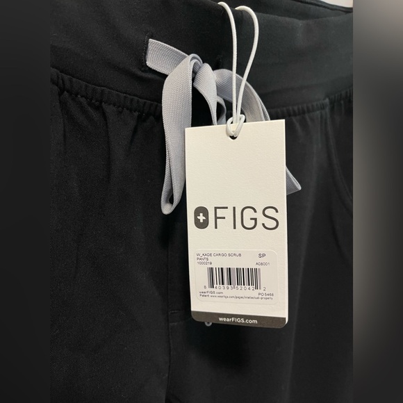 Lot of 3 FIGS W KADE CARGO SCRUB BLACK and 2 CATARINA PETITE SCRUB GREEN Small - Picture 8 of 10